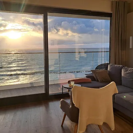 Morski Widok Nautic Park 50 アパート ダルウフコ